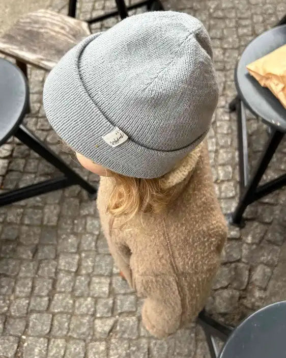 Produktfoto: Brighton Beanie, Strickanleitung für eine Hipster Mütze mit breitem Umschlag für Babies, Kinder und Erwachsene
