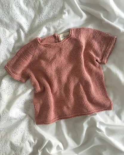 Produktfoto: Emma’s Tee, Strickanleitung für ein Kinder Tee Shirt in Raglan von oben
