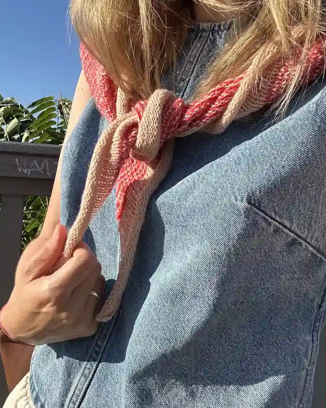 STRAWBERRY SCARF