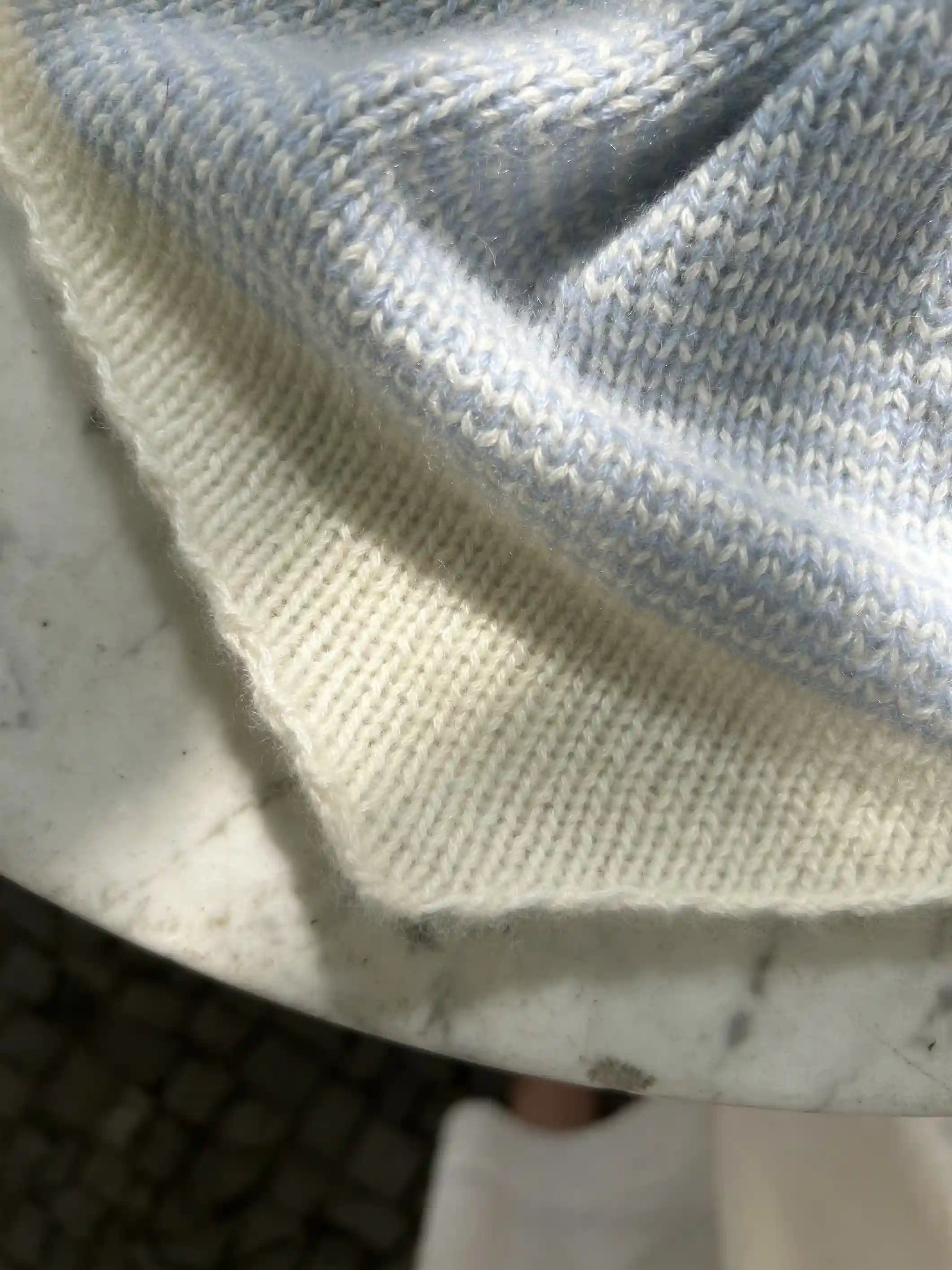 Strawberry Scarf Dreieckstuch, Strickanleitung Tuch