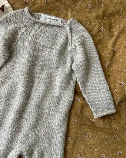 Babyanzug selbst gestrickt in grau Anleitung