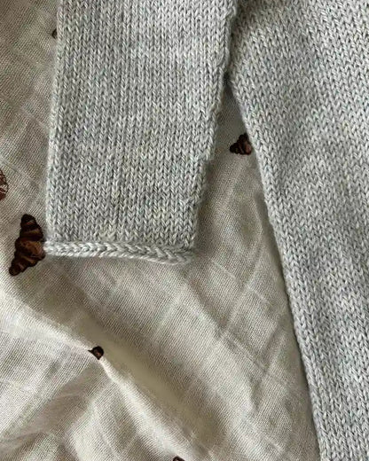 Babyanzug selbst gestrickt in grau Anleitung
