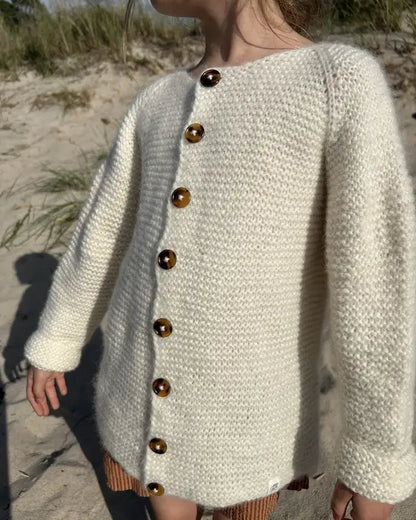 Produktfoto: Maiahs Raglanjckchen Strickanleitung für eine Kinder-Strickjacke in kraus rechts in Raglan von oben