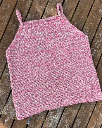 Produktfoto: Sylvie's Summer Top, Strickanleitung für ein Sommer Top für Babies und Kinder