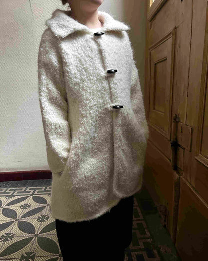 Teddy Coat Strickanleitung für Kinder aus Bouclé Garn